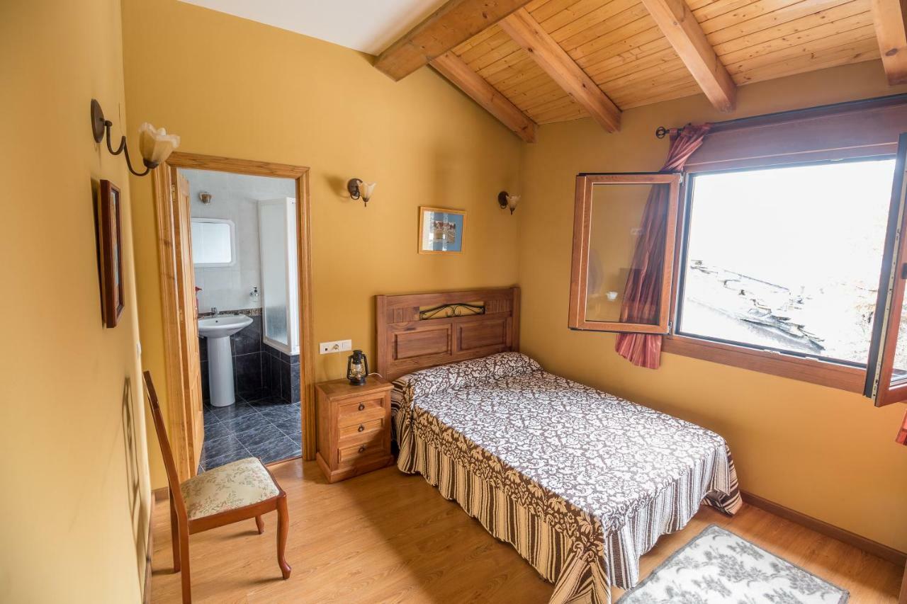 Casa Rural La Fuente Техедо-дель-Силь Номер фото